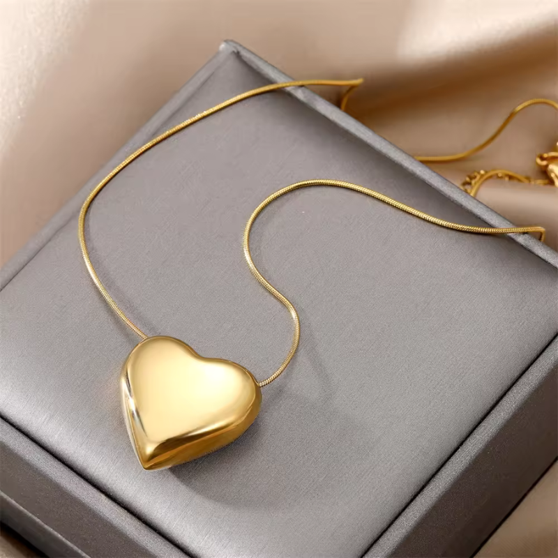 The Grand Heart Necklace