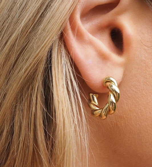 Crossiant Hoops